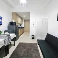 Couple’s Getaway 1 BR with Sea view near MOA Pasay