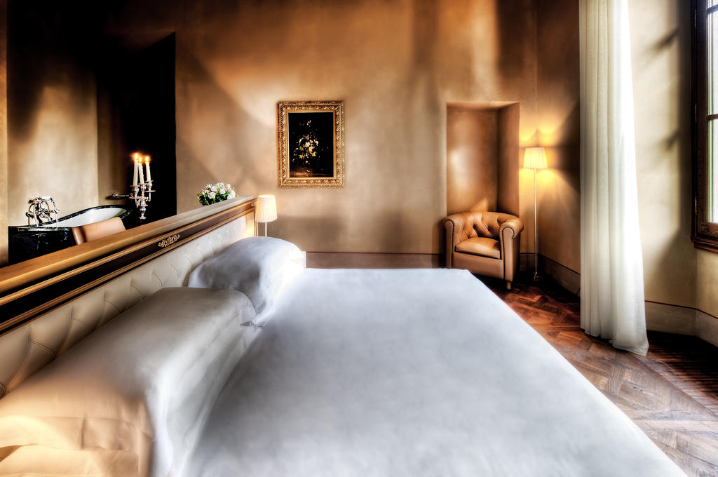 Recommended Romance Hotels in Manerba del Garda