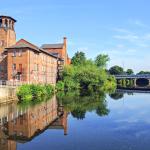 {{ hotelInfo.altText }}