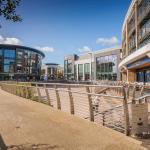 {{ hotelInfo.altText }}