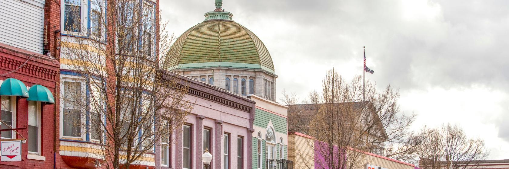 The best available hotels & places to stay near Towanda, PA