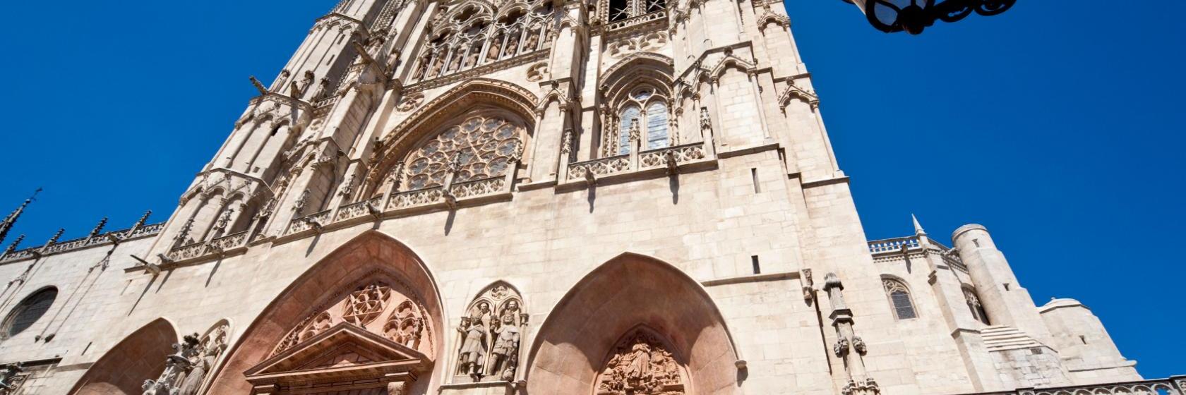 サンタ マリア デ ラス ウエルガス王立修道院 スペイン ブルゴス 近くの人気ホテル10軒