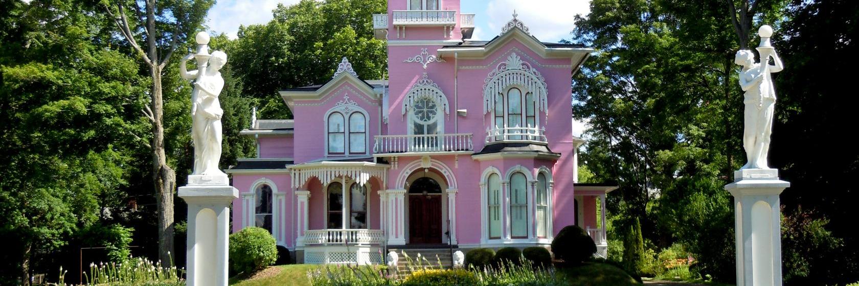 The best available hotels & places to stay near Wellsville, NY