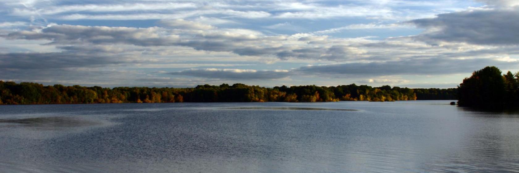 Red Carpet Inn and Suites New Milford