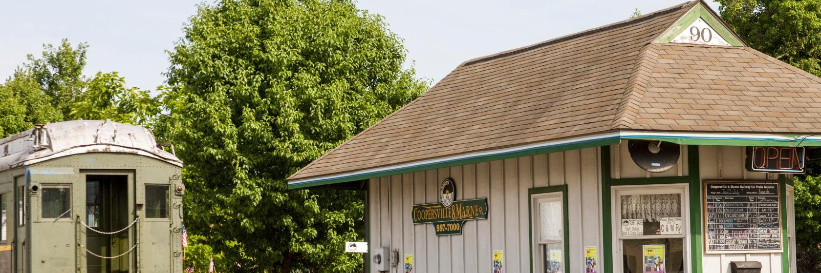 The best available hotels & places to stay near Coopersville, MI