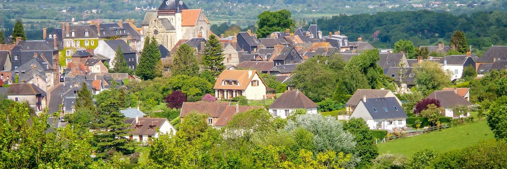 The best available hotels & places to stay near BeaumontenAuge, France