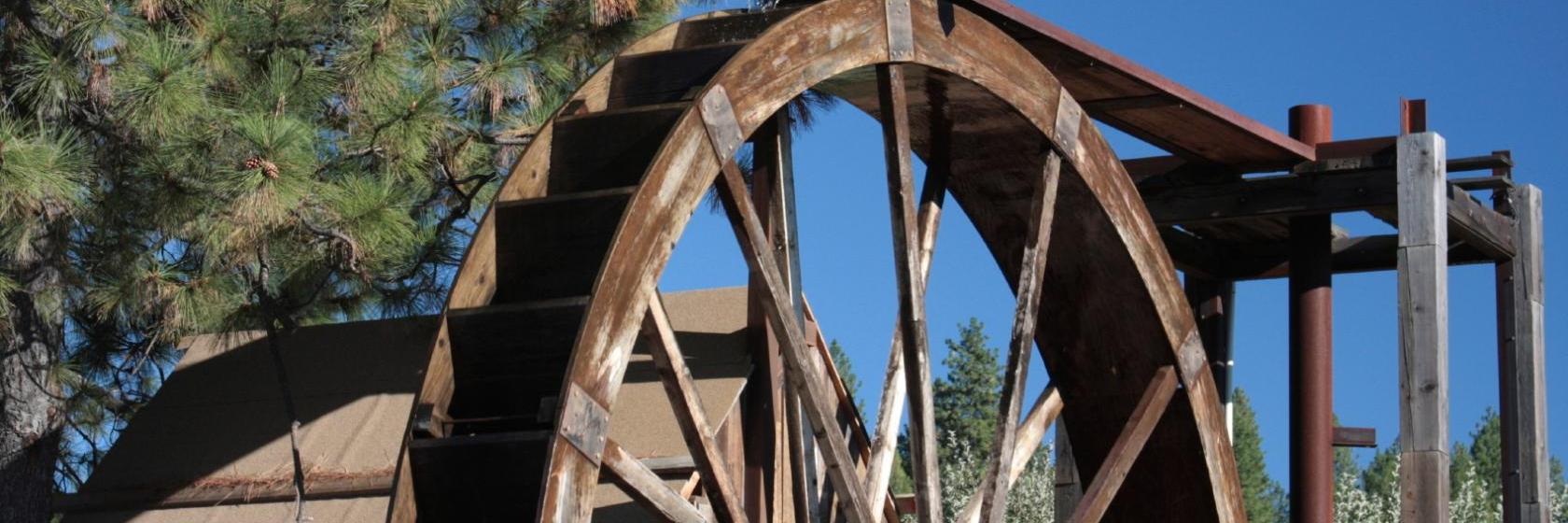 The best available hotels & places to stay near Comstock Park, United