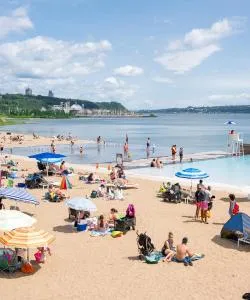 Piękny widok na miasto Quebec City – miasto popularne wśród naszych użytkowników