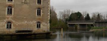 Hoteles con estacionamiento en Malicorne-sur-Sarthe