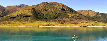 Hotéis com estacionamento em Lago Hawea