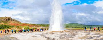 Hotele z parkingiem w mieście Geysir