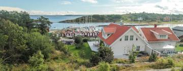 Holiday Rentals in Sydkoster