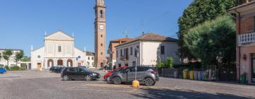 Hotels with Parking in Copparo