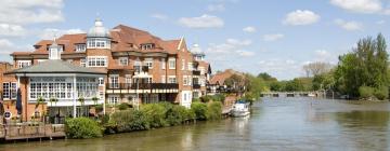 Holiday Rentals in Eton