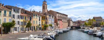 Budgethoteller i Saint-Mitre-les-Remparts