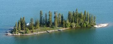 Hotels in Blatchford Lake