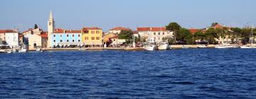 Guest Houses in Fažana