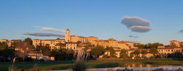 Hotels with Parking in Pont-Royal en Provence