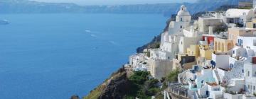 Cheap holidays in Fira