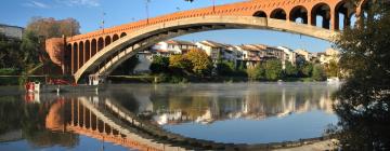 Hotel dengan Parking di Sainte-Colombe-de-Villeneuve