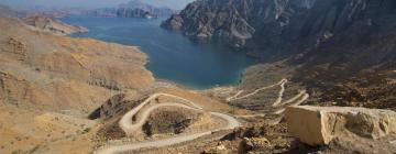 Hotels with Parking in Khasab