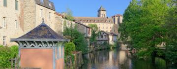 Mga hotel sa Eymoutiers