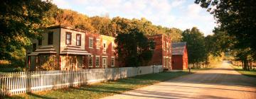 Cottages in Forestville