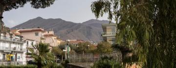 Cheap Hotels у місті Сан-Себастіано-аль-Везувіо