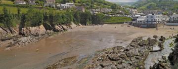 Hotels with Parking in Combe Martin