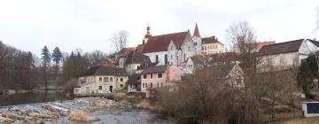 Hotely s parkováním ve Stráži nad Nežárkou