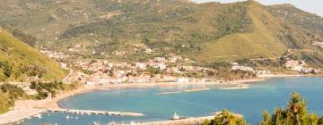 Hotels with Parking in Agnone