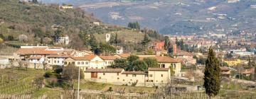 Cheap Hotels di Poiano