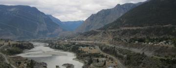 Hotels with Parking in Lillooet