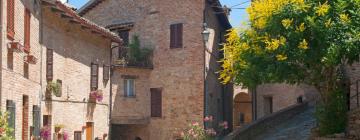 Hotels with Parking in Sarnano