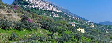 Cheap Hotels i Teggiano