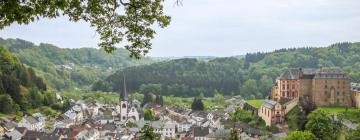 Hotels with Parking in Malberg