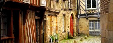 Apartments in La Chapelle-des-Fougeretz