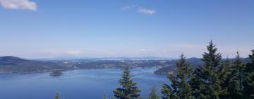 Boenden vid stranden i Malahat