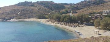 Hotels with Parking in Koundouros