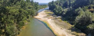 Parkolóval rendelkező hotelek Sasso dʼOmbronéban