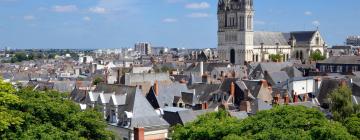 Hotels with Parking in Angers