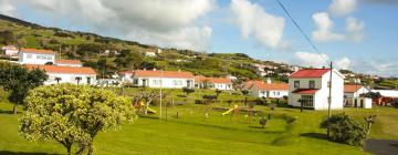 Hoteles con estacionamiento en Lajes das Flores