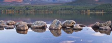 Loch Morlichの駐車場付きホテル