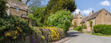 Hotels with Parking in Guiting Power