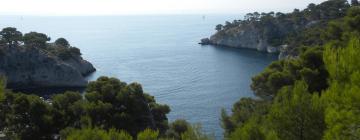 Holiday Rentals in Nans-les-Pins