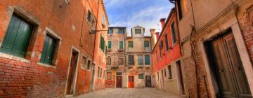 Hotels with Parking in Cazzago di Pianiga