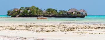 Hoteles con estacionamiento en Pongwe