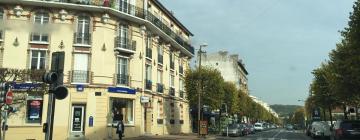 Hoteles con estacionamiento en Collégien