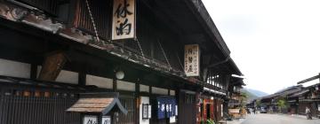 Hotels with Parking in Shiojiri