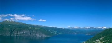 Campsites in Innvik